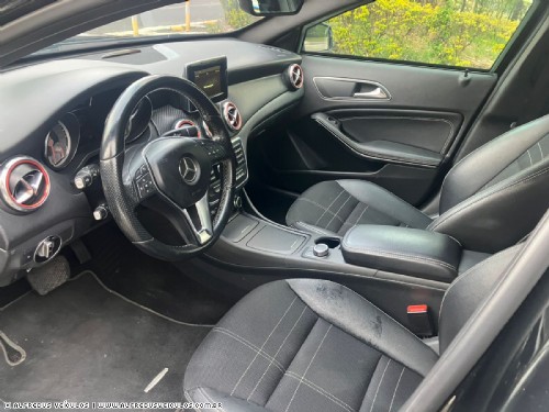 Mercedes-Benz GLA 200 ADVANCE 2014/2015